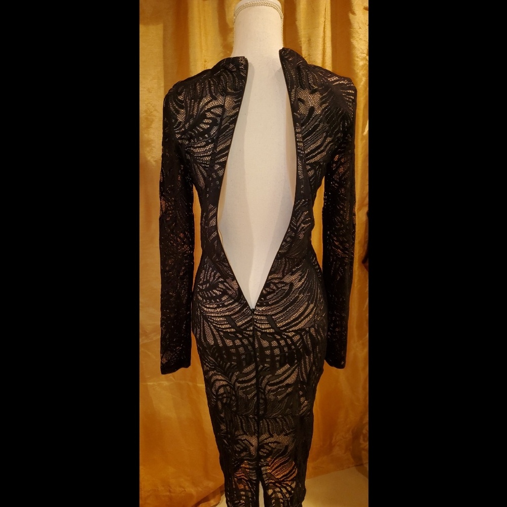 Dress - Picture 5 of 7